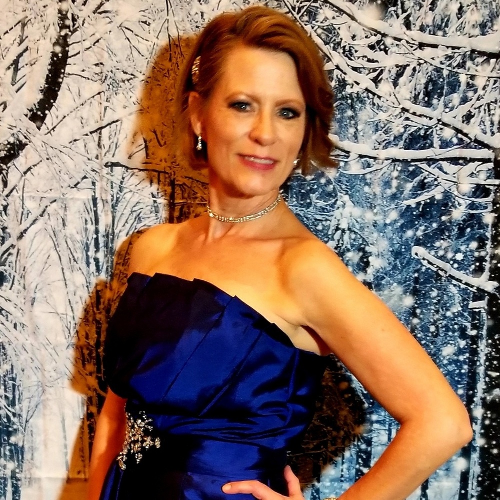 Meet your Posher, Sandi